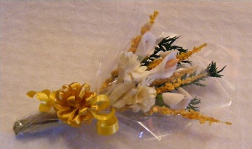 LEMON & WHITE FLOWERS